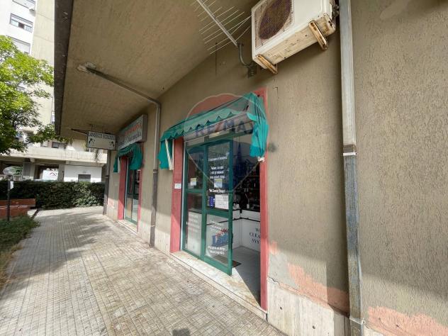 Attività Commerciale in vendita a Catania, Librino - Foto 2