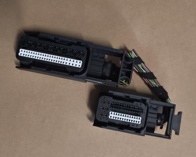 A6461502720 SPINOTTI CONNETTORI ECU MERCEDES VIANO 2.2 6461502720 A 646 150 27 2