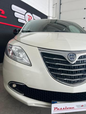 Lancia Ypsilon DISTRIBUZIONE NUOVA - Foto 6