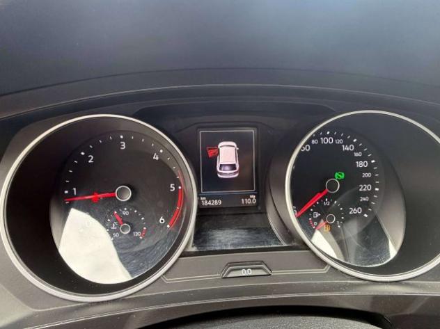 VOLKSWAGEN Tiguan Tiguan II 2.0 tdi Advanced R-Line Exterior Pack 15 rif. 23936620 - Foto 10
