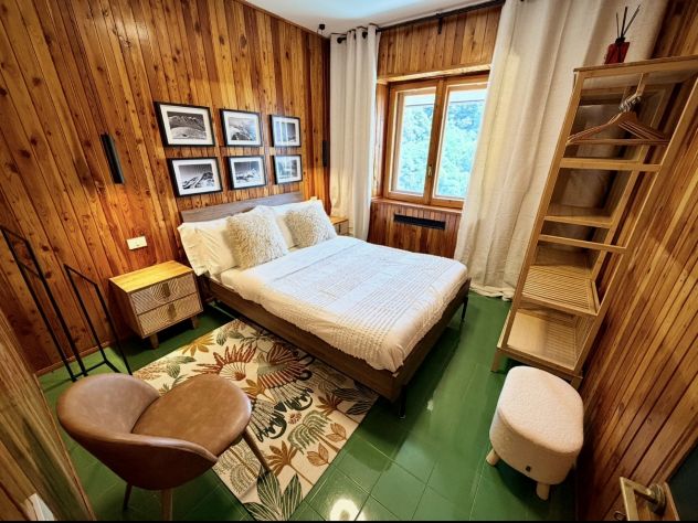 Terminillo Elegante Chalet – Camino, Vista Bosco, Wi-Fi e Comfort - Foto 7