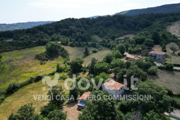 Rustico / Casale di 200 m² con più di 5 locali in vendita a Castiglione d'Orcia - Foto 3