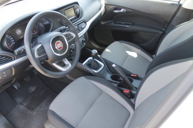 Fiat Tipo 1.4 4 porte Easy 95 cv OK NEOPATENTATI - Foto 7