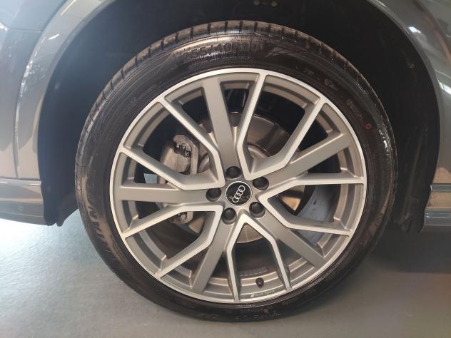 Audi Q3 Q3 Sportback 45 1.4 tfsi e Identity Black s-tronic - Foto 6