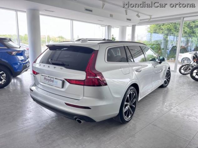 VOLVO V60 B4 (d) automatico Essential rif. 24066570 - Foto 4