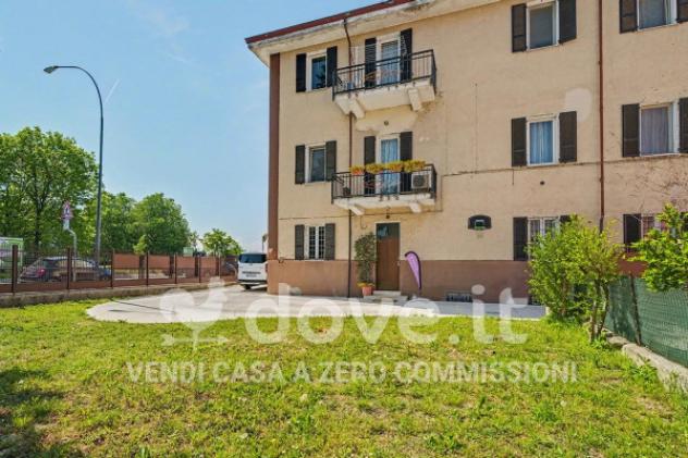 Casa indipendente di 260 m² con più di 5 locali e posto auto in vendita a Piacenza - Foto 6