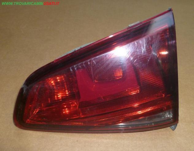 FANALE POST.D.(parte int.) 5G0945094R  Parti elettriche  Fanaleria  Fanali  Fanale int. post. d VOLKSWAGEN - GOLF 7 - 01-12-2012 - 01-02-2017
