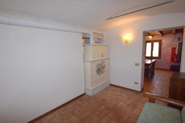 RUSTICO di 8 vani e di 240 mq (CROCETTA DEL MONTELLO) rif. ZI82B_1 - Foto 8