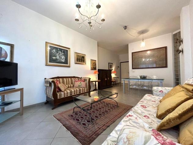 appartamento in vendita a Carrara in zona Avenza