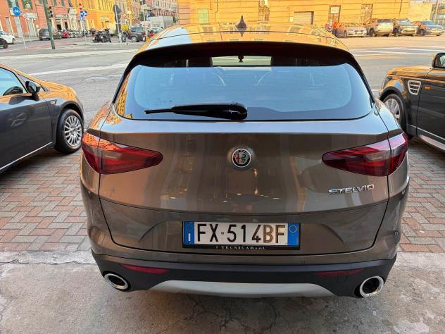 Alfa Romeo Stelvio 2.2 Turbodiesel 180 CV AT8 Q4 Super - Foto 8