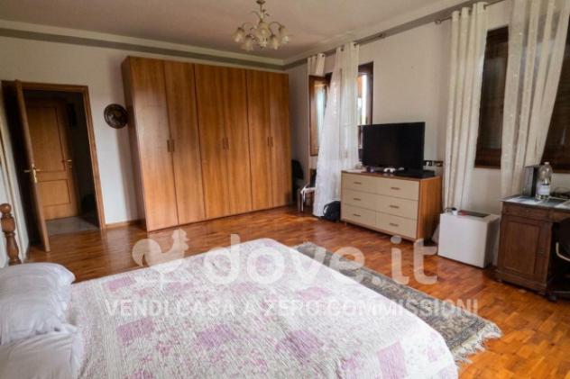 Casa indipendente di 235 m² con più di 5 locali in vendita a Montepulciano - Foto 14