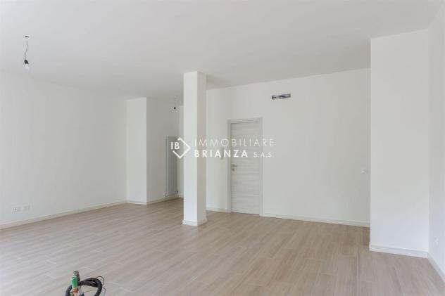 VIMERCATE: IN VENDITA 4 LOCALI RISTRUTTURATO A NUOVO CON BALCONE, CANTINA E BOX. - Foto 7