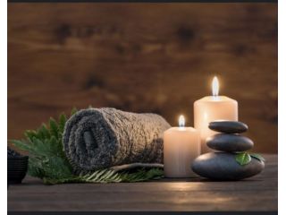 Massaggi - benessere Ancona - MASSAGGIATORE A DOMICILIO Tel:3533277030