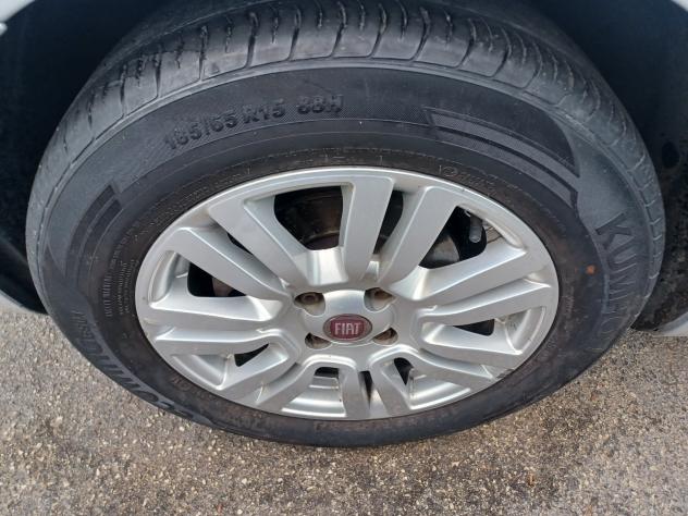 Fiat Punto 1.2 8V 5 porte Lounge EURO 6 - Foto 8