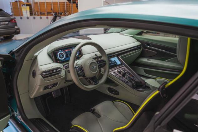 Aston Martin DB12 Aston Martin DB12 *IVA ESPOSTA* - Foto 6