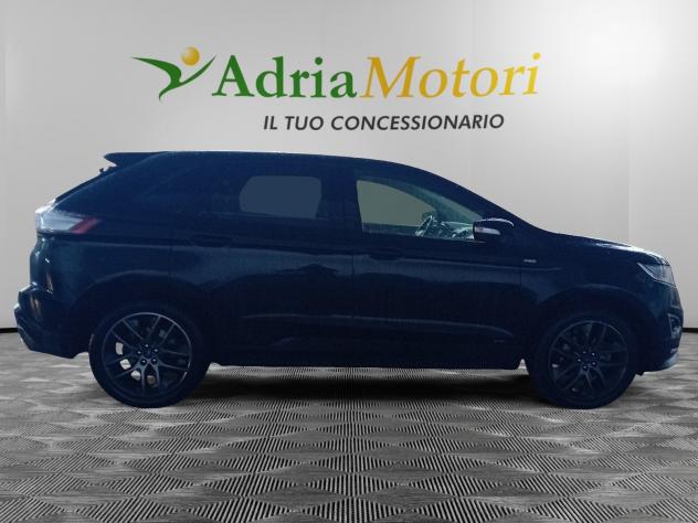 Ford Edge 2.0 TDCi 210cv S&S AWD Pshift ST-Line - Foto 6
