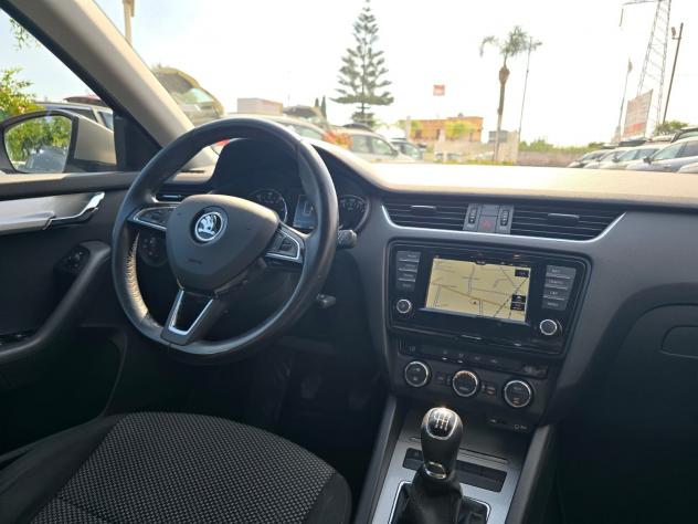 Skoda Octavia 1.4 TSI Executive G-Tec 110CV - Foto 4