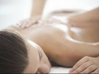 Massaggi - benessere Treviso - Massoterapista italiano per vari trattamenti Tel:3773409611