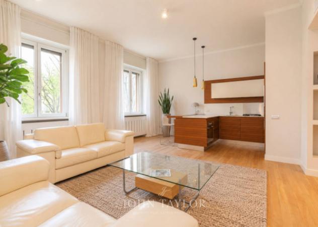 Appartamento di 75 m² con 5 locali in affitto a Milano