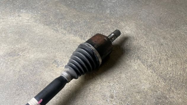 Semiasse anteriore SX Alfa Romeo Giulietta 2.0JTDM 140cv - Foto 3