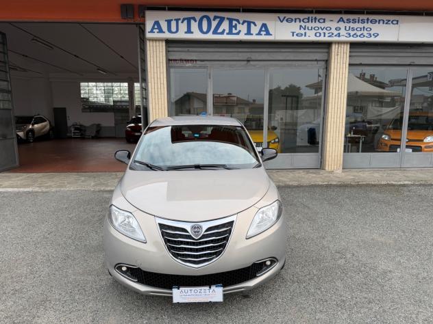 Lancia Ypsilon 1.2 69 CV 5 porte S&S Gold - Foto 2