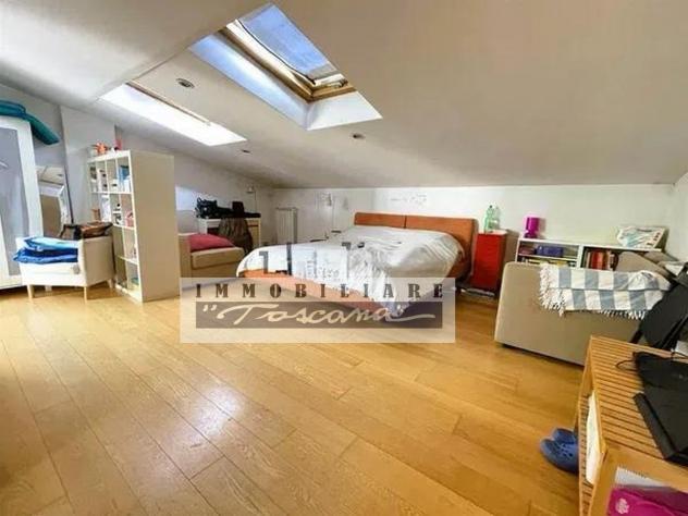CASA INDIPENDENTE di 10 vani e di 230 mq (VIAREGGIO - Viareggio) rif. A1017 - Foto 12