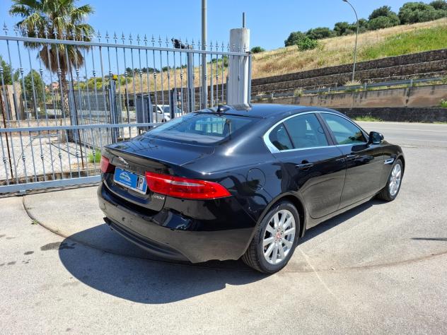 Jaguar XE 2.0 D 180 CV aut. Prestige anno 2016 - Foto 3