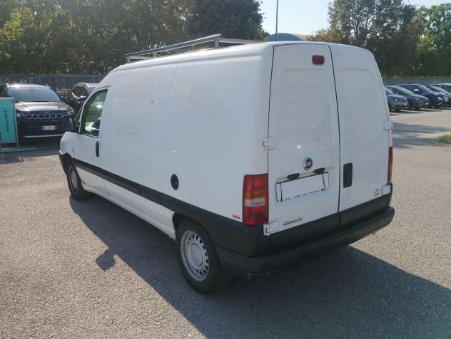 FIAT Scudo I 2004 2.0 jtd Comfort 94cv 900kg p.l. - Foto 2