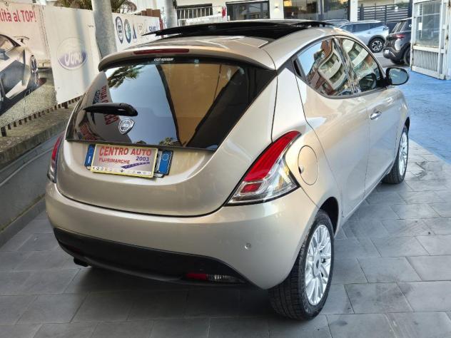 LANCIA - Ypsilon - 0.9 T.Air 85 CV 5 porte S&S DFN Platinum - Foto 3