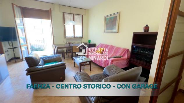 FAENZA – CENTRO STORICO | AMPIO APPARTAMENTO CON 3 CAMERE, ASCENSORE, BALCONE E GARAGE