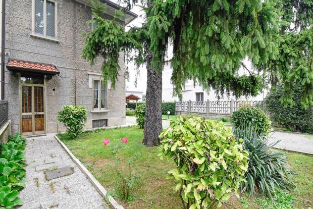 casa indipendente con due unità abitative in vendita a Meda (MB) - Foto 3
