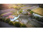 AGRITURISMO, CENTRO BENESSERE, PISCINA, CAMPO EQUITAZIONE, SERRE