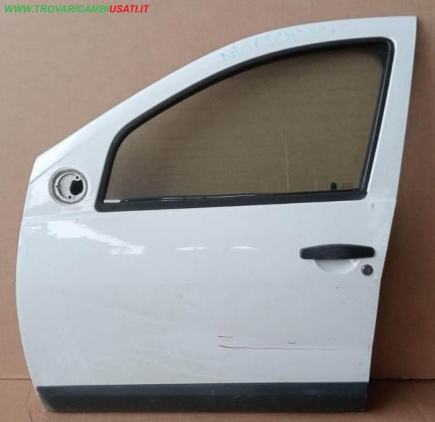 PORTA ANT.S. BIANCA C/ALZ. MAN.E SERR. (Piega - B.ll) 999-U65637 Carrozzeria  Lamierati esterni  Porte  Porta ant. sx. DACIA - SANDERO - 2008  2012