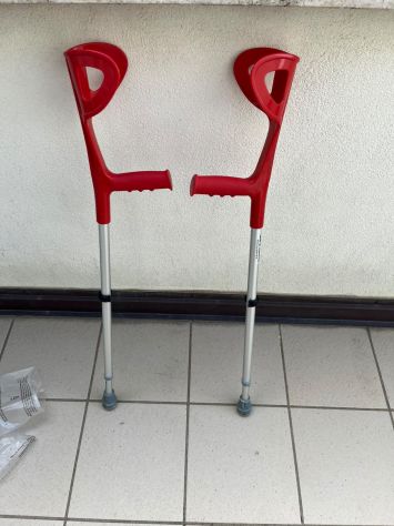 Stampelle ortopediche per avambraccio in alluminio altezza regolabile