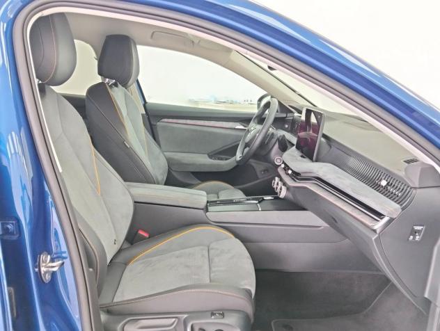 Škoda Superb 2.0 TDI DSG Wagon Style - Foto 2