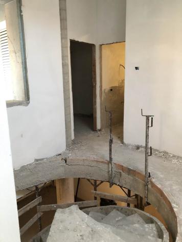 Villa in Vendita in zona TIRRENIA con giardino - Foto 10