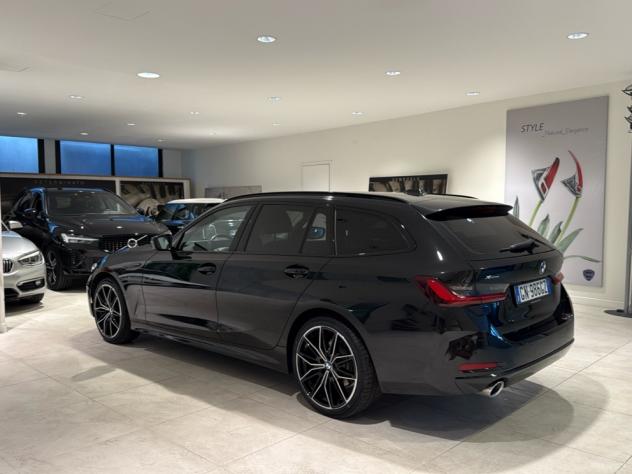 BMW Serie 3 320d 48V xDrive Touring MHEV auto Navi Cerchi 19” - Foto 6