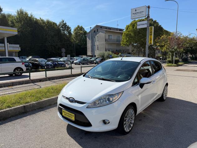 Ford Fiesta 1.2 16v Titan. c/esp 82cv 5p E5 - Foto 3