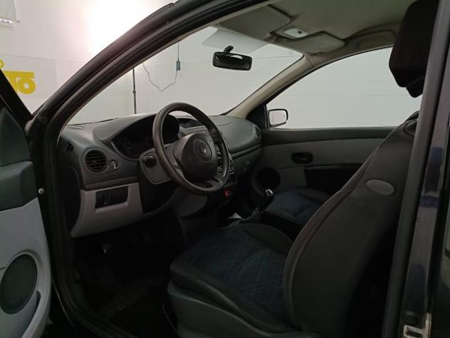 RENAULT Clio 3p 1.4 16v Confort 98cv rif. 23623836 - Foto 5