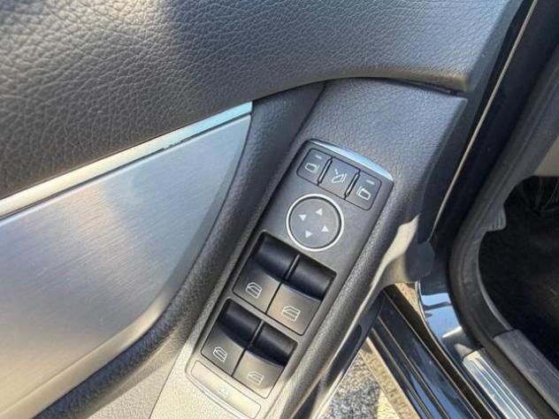 MERCEDES-BENZ C 220 CDI S.W. BlueEFFICIENCY Avantgarde rif. 23737437 - Foto 8