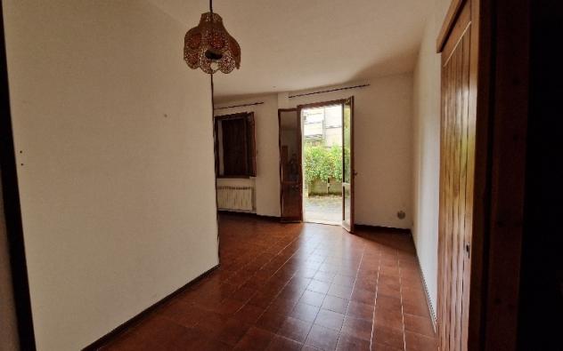 APPARTAMENTO PIANO TERRA CON AMPIO TERRAZZO - Foto 2
