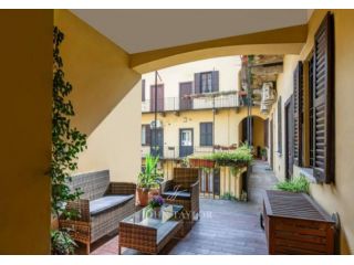 Appartamento di 80 m² con 5 locali in affitto a Milano