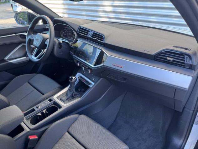 AUDI Q3 SPORTBACK 35 TFSI S-TRONIC IDENTITY BLACK rif. 24147703 - Foto 3