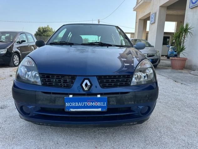 Renault Clio 1.5 dCi 65CV 5PT A/C - Foto 2