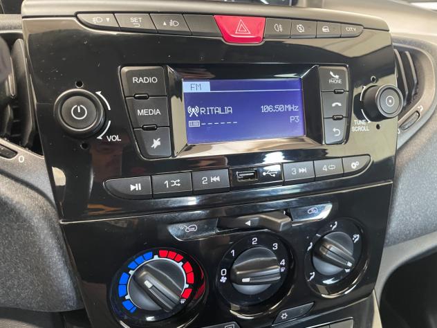 Lancia Ypsilon 1.0 FireFly 5 porte Hybrid Ecochic Silver - Foto 9