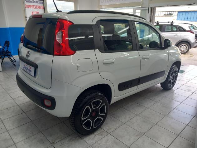 Fiat Panda 4x4 anno 2022 benzina 0.9 km 43 mila - Foto 2