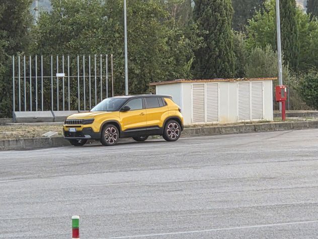 Jeep Avenger - Foto 4