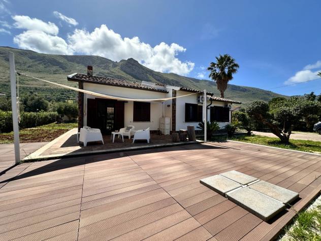 Villa in vendita a Castellammare del Golfo