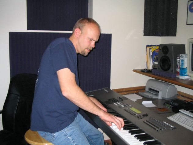 Pianista a Pavia (musica classica, Allevi, Enaudi, Swing)