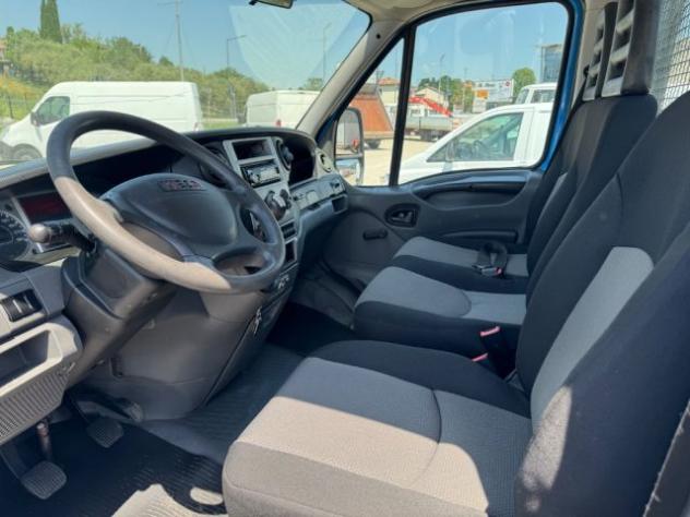 IVECO Daily 35C10 a cassone rif. 24013263 - Foto 10